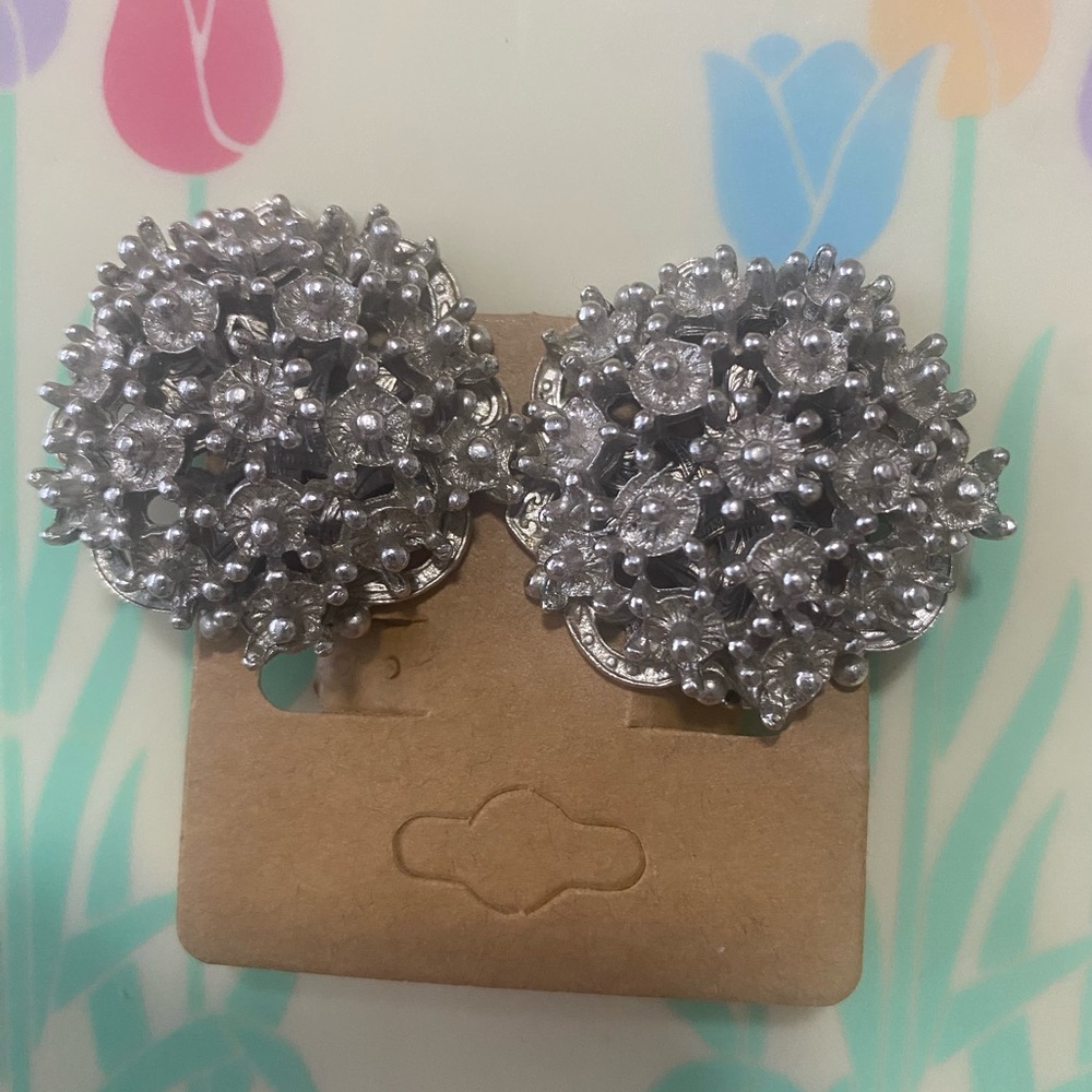 Chunky Silver-Tone Floral Maximalist Clip-On Earrings